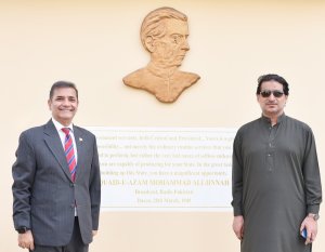 Dr. Syed Saif Ur Rehman PAS, TI, & Mr. Kaleem Ullah (Rashid) Khaskheli Infront of the Quaid-e-Azam's stele, recently inaugurated by Governor Sindh Mr. Kamran Tessori