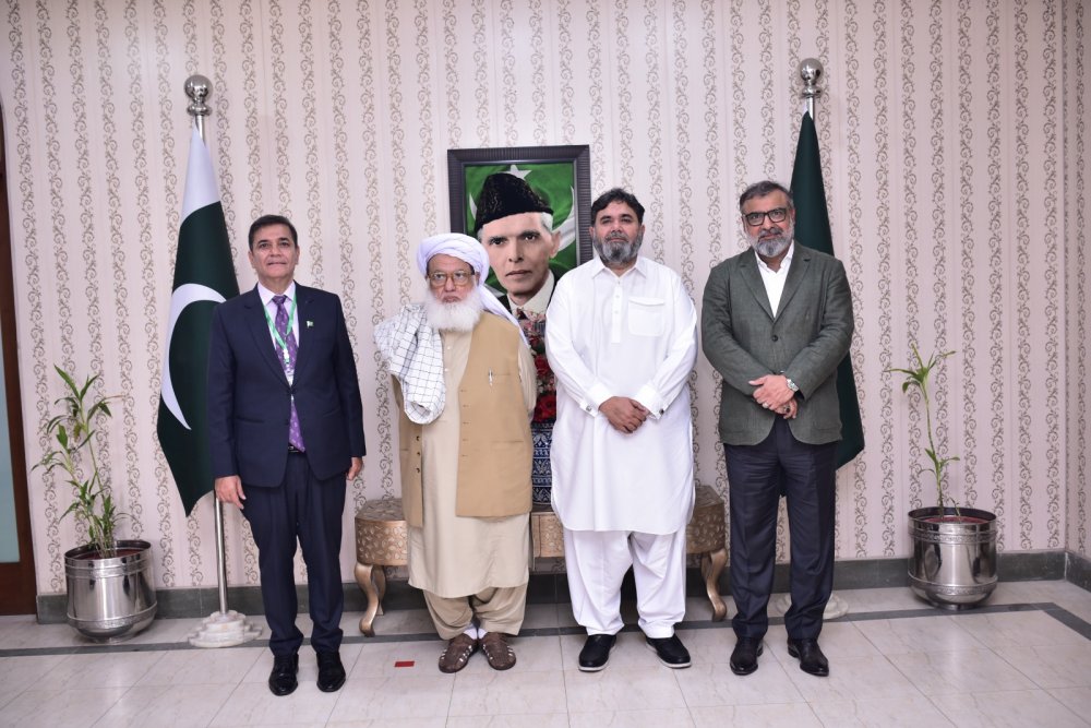 Senate Standing Committee Chairman Senator Rana Mahmood Ul Hasan, along with the members of the committee Senator Amir Waliuddin & Senator Atta ur Rehman visited NIPA, Karachi.
